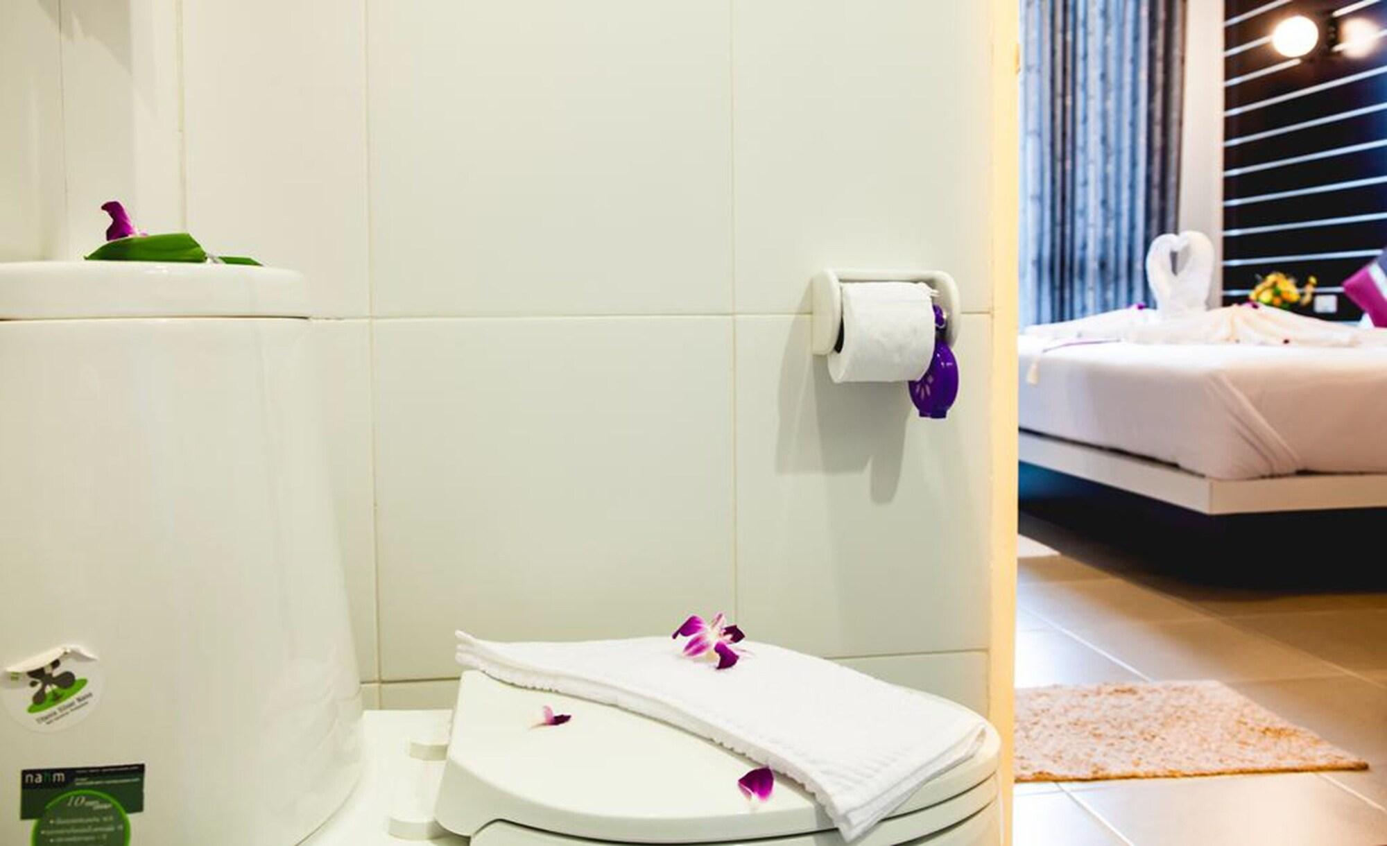Chalong Boutique Inn Esterno foto